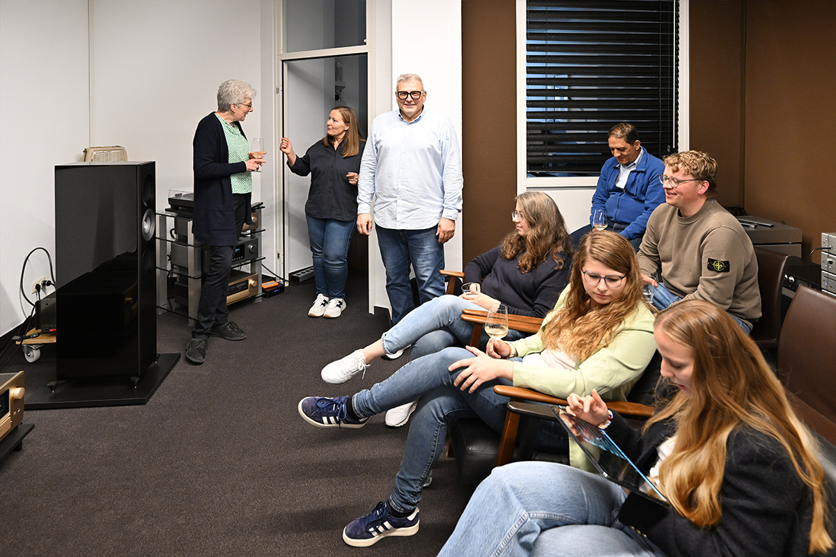 2025-07-Reymer-Koeln-41-HiFi-Stammtisch-h.jpg
