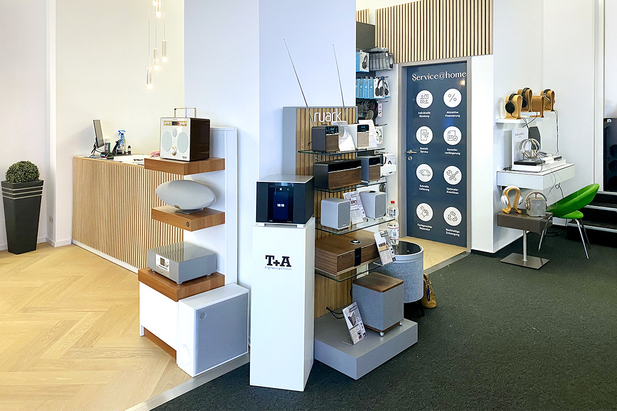2507-Schoene-Leipzig-POS-HiFi-Services.jpg