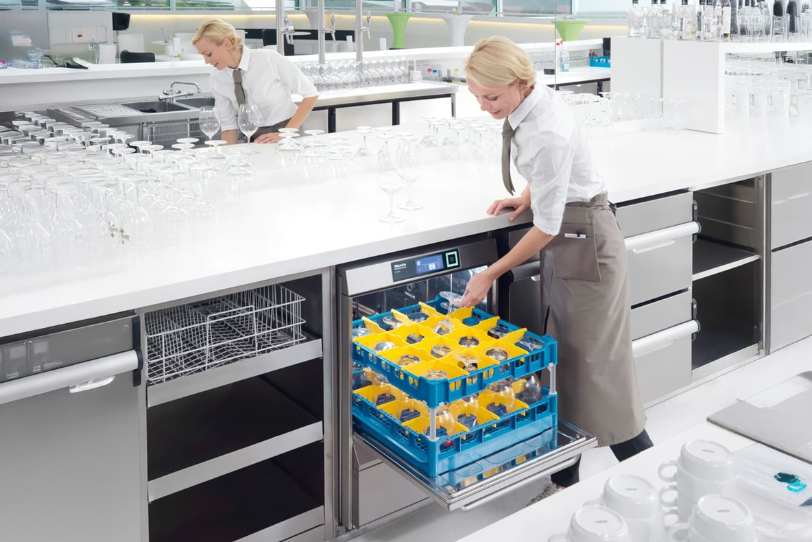 2017-Conrad-Ulm-Miele-Pro-Kueche-Gastronomie.jpg
