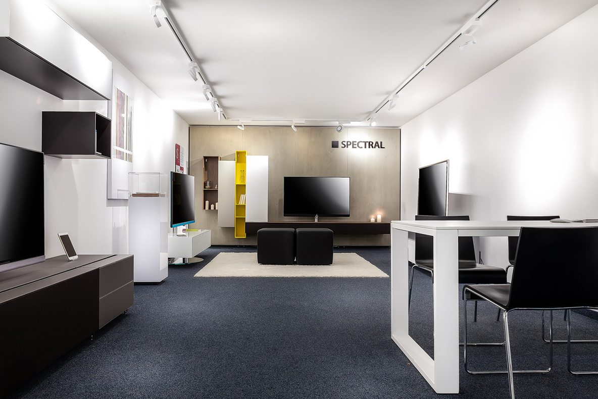 2015-10-02_Grees_BS_06_Spectral_Loewe-Galerie.jpg