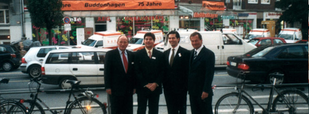 Firmenhistorie_2001.jpg