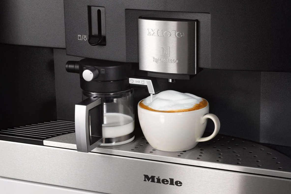 2025-10-Conrad-Ulm-Kaffeevollautomat-Miele-Nespresso.jpg