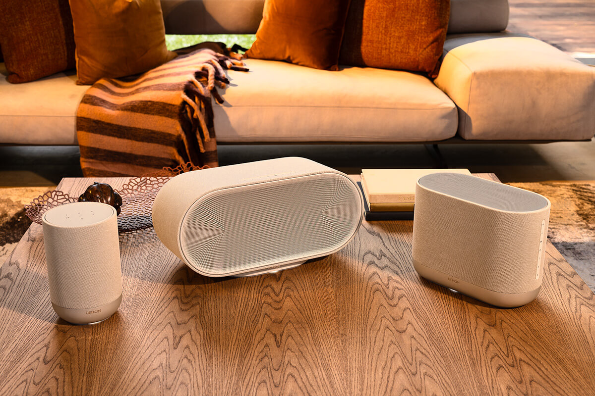 Denon-Home-200-400-600-White-Lifestyle-04.jpg