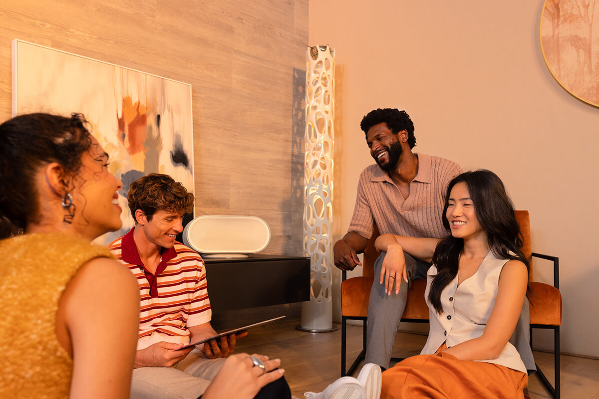 Denon-Home-600-White-Lifestyle-16.jpg