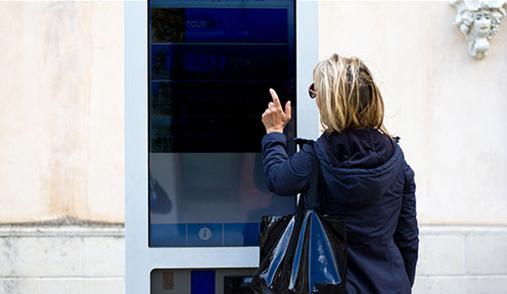 2019-12-04_TE_Digital-Signage_03.jpg