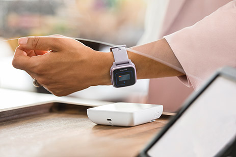 garmin_venu-sq_lifestyle_pay.jpg