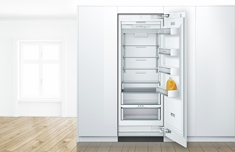euronics_mw_bosch_produkte_2x_kuehlschraenke.jpg