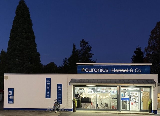 Hensel_Aussen.JPG