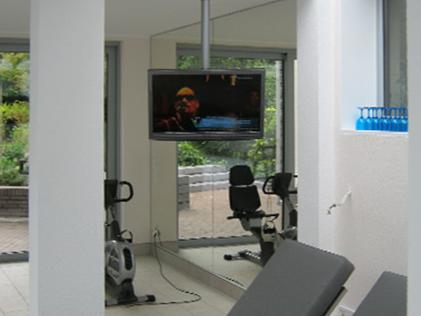 Stadtlander_B_Referenzen_Schwimmbad_Fotor.jpg