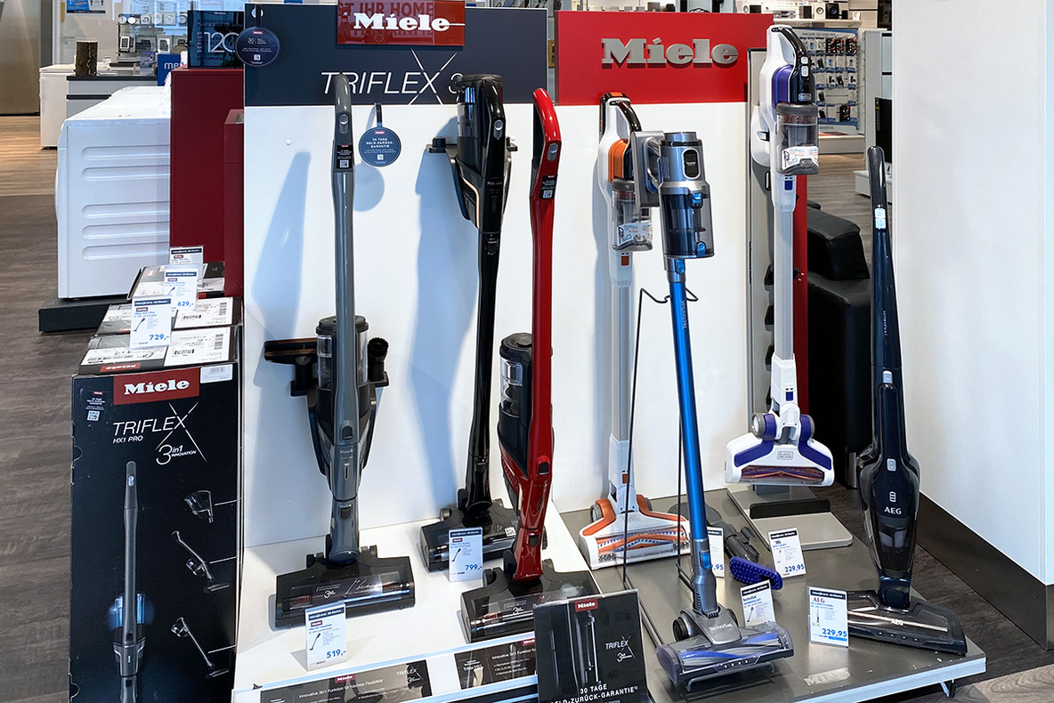 All-Electro-Karlsbad-POS-Haustechnik-Staubsauger-Miele-AEG-TechniSat-Black-Decker-5478.jpg