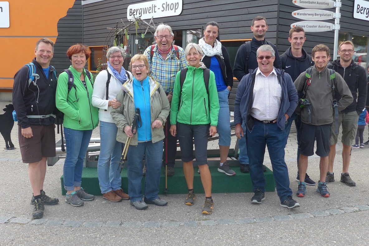Neumaier_Team_kl1200800.jpg