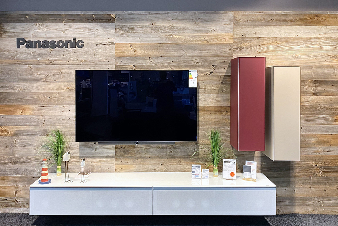 All-Electro-Karlsbad-POS-TV-Panasonic-spectral-TV-Moebel-5483.jpg