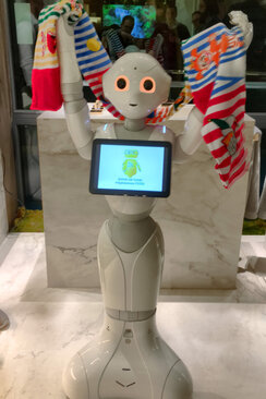 2019-01-29_Tix_Roboter-Google-SmartHome.jpg