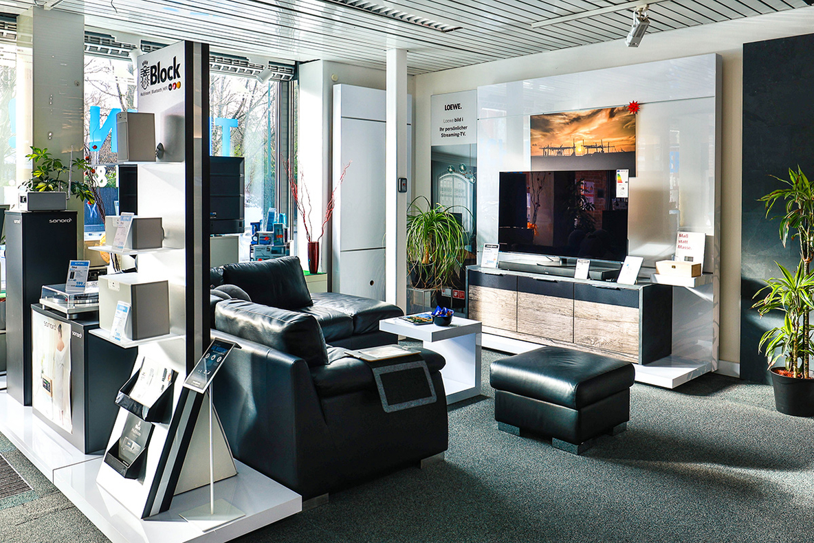 2022-03-Richter-Langenhagen-Loewe-TV-Block-Audio.jpg