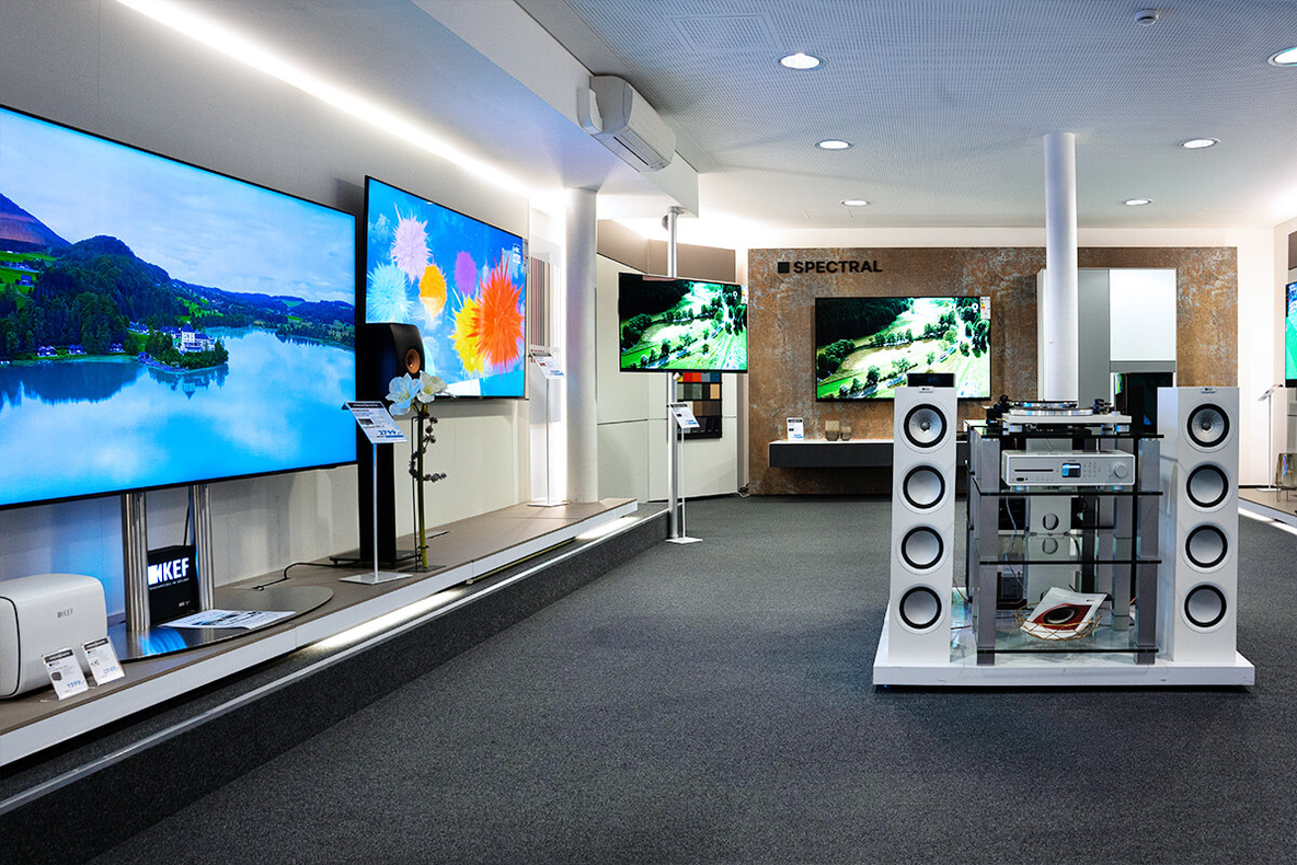Heymann-Winnenden-HiFi-Lautsprecher-TV-Moebel-spectral-2425.jpg