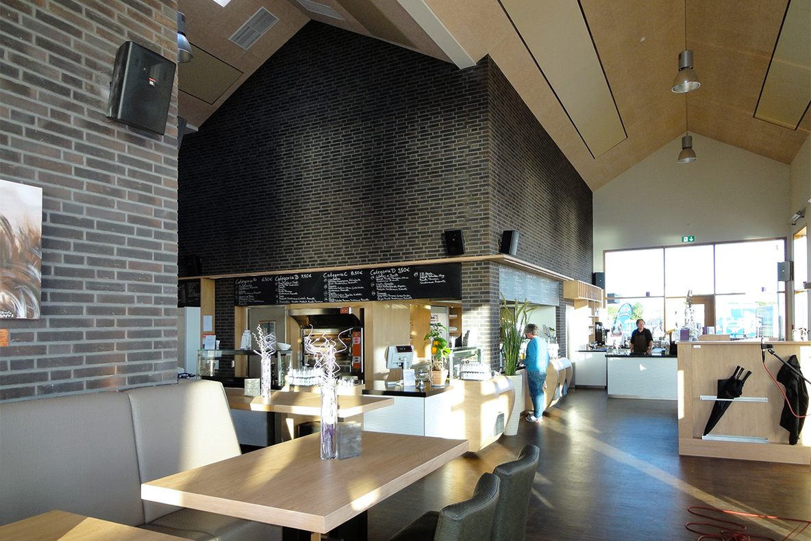 2021-10-hifi-hifi-oldenburg-projekt-Y8-Haus-Gastro-Restaurant-2.jpg