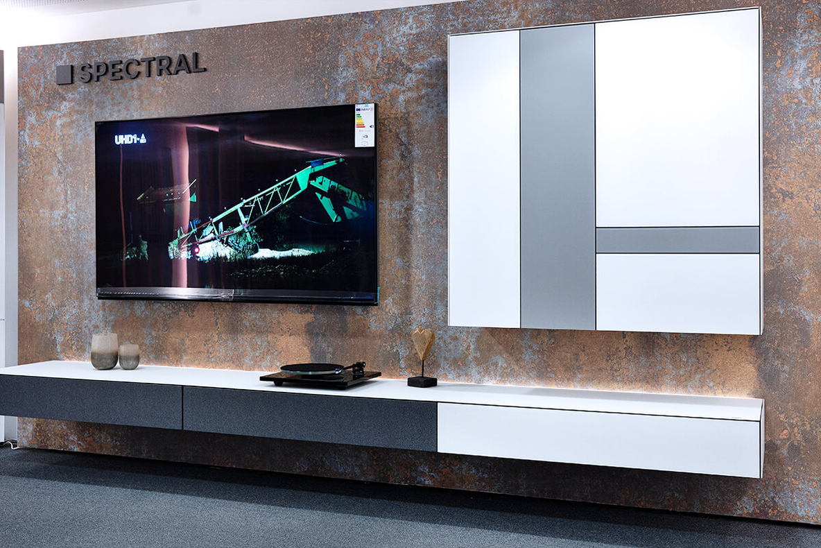 Heymann-Winnenden-TV-Moebel-Spectral-2418.jpg