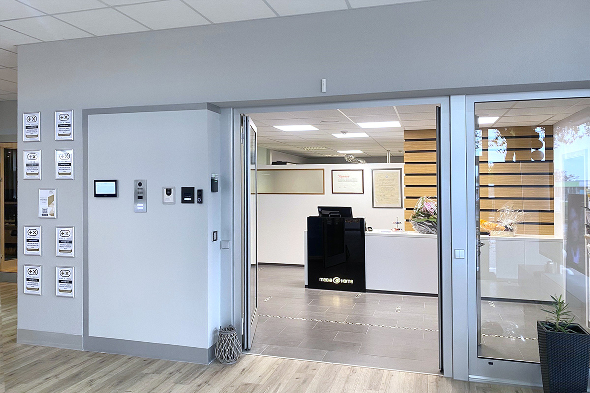 2023-11-BS-Eberwein-Heilbronn-POS-Innen-Smart-Home.jpg