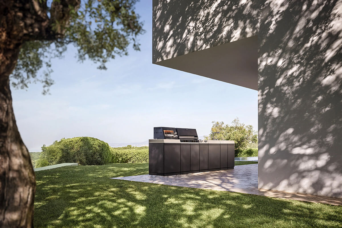 Miele-Dreams-Outdoor-Kueche-01.jpg