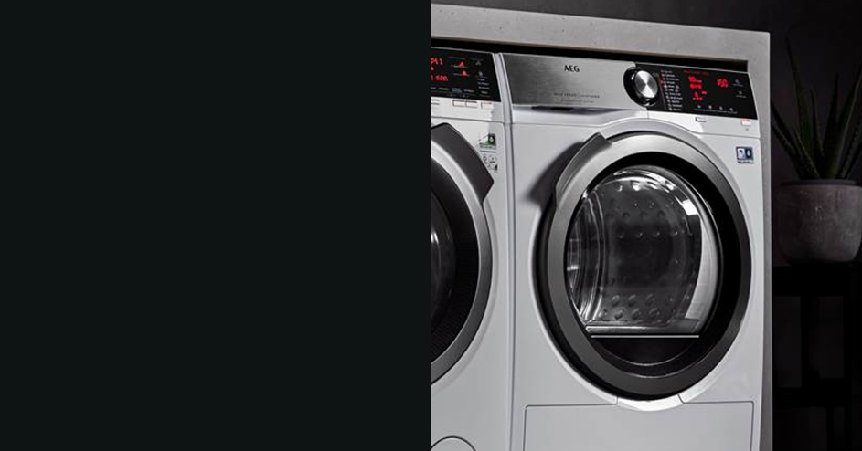 //image.euronics.de/fileadmin/medien/ZENTRALE/Markenwelt/AEG/AEG_Care_2021/Absolutecare/euronics_mw_aeg_age-care_absolutecare_waeschetrockner.jpg