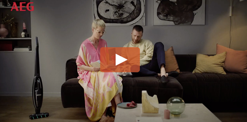 //image.euronics.de/fileadmin/medien/ZENTRALE/Markenwelt/AEG/AEG_Wellbeing_2022/Raumpflege/QX7/euronics_mw_aeg_age-wellbeing_raumpflege_QX7_video.jpg