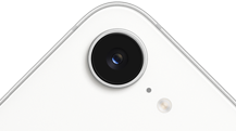 iPhone 17e, Teilansicht der Rückseite, Weiß, Fusion Kamera oben