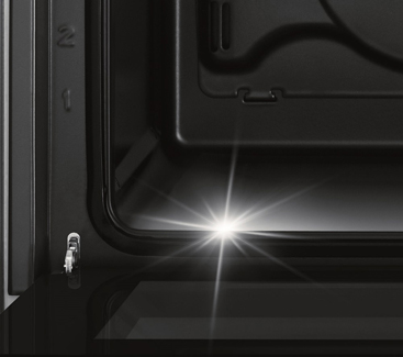 euronics_mw_bauknecht_kochen-backen_feature_pyrolyse.jpg