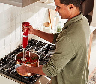 euronics_markenwelt_kitchenaid_cordless-kabelloser-stabmixer.jpg