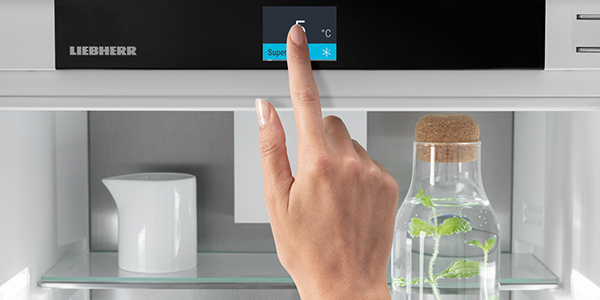 euronics-mw-liebherr-serien-prime-touch-swipe_m.jpg