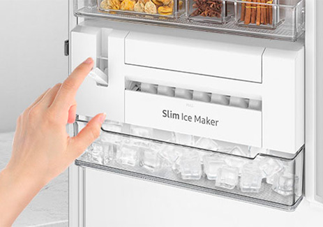 02_Gefrierschrank_SlimIceMaker.jpg