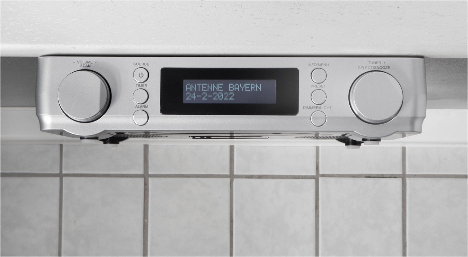 UR2022SI Küchenradio silber