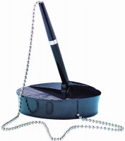 Stift mit Standfuß und Kette schwarz