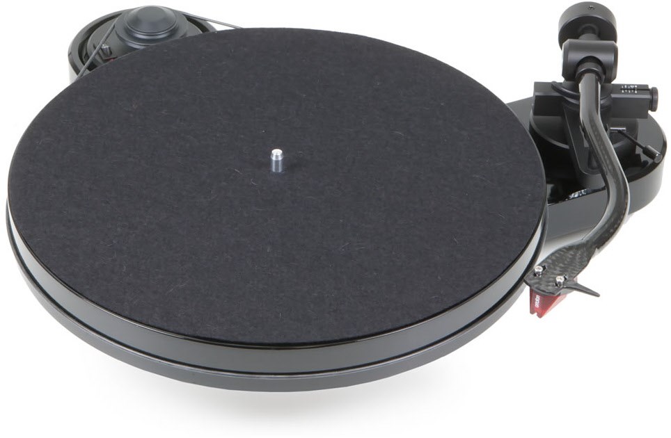 RPM-1 Carbon 2M Red Plattenspieler hochglanz weiß