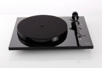 Planar 1 Plattenspieler schwarz