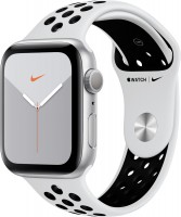 Watch Nike (44mm) GPS mit Nike Sportarmband silber/pure platinum/schwarz