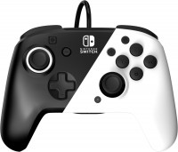 Faceoff Deluxe+ Controller schwarz/weiss