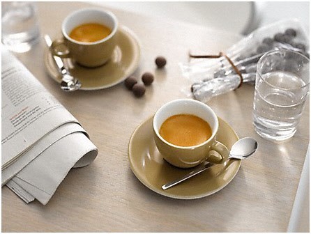 Miele CM 5300 Kaffee-Vollautomat brombeerrot | EURONICS 